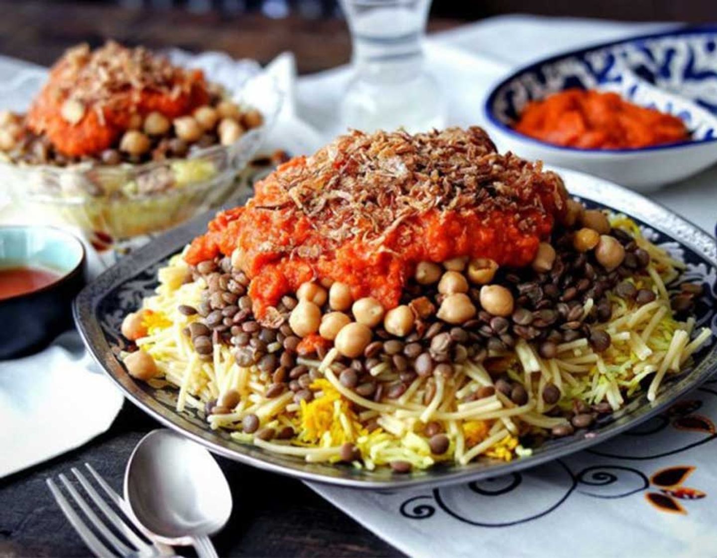 طبق كشري عائلي - وسط