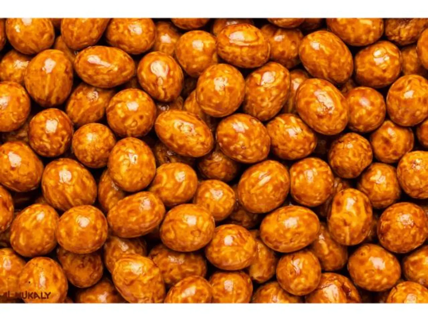 Alnukaly Japanese Nuts No. 64 - 250 Grams