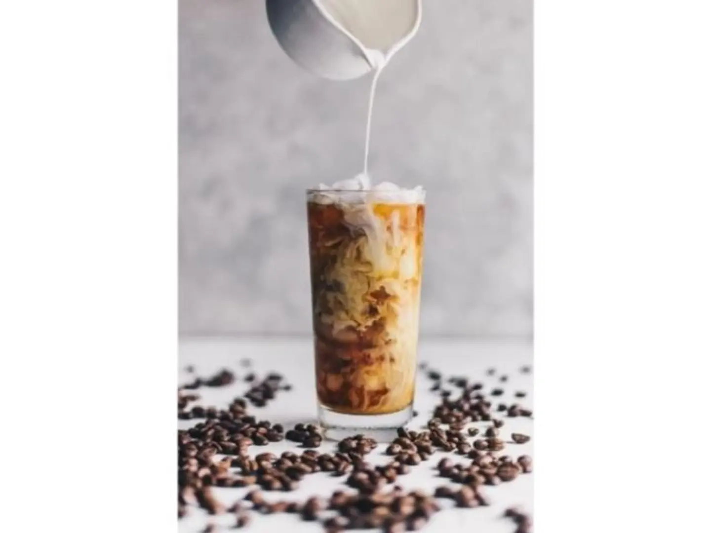 Iced Shake White Mocha - Small