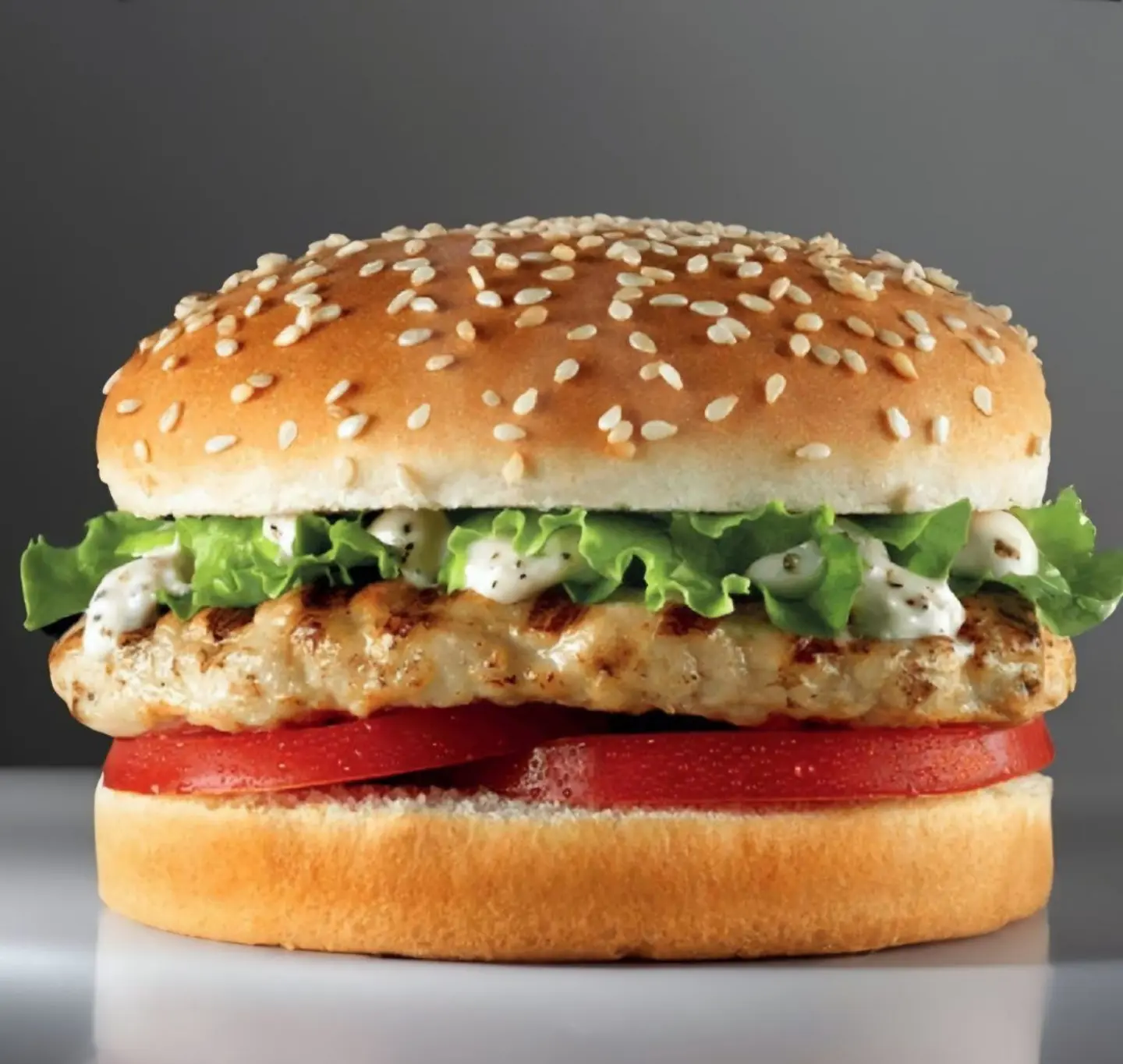 برجر دجاج مشوي - وجبة