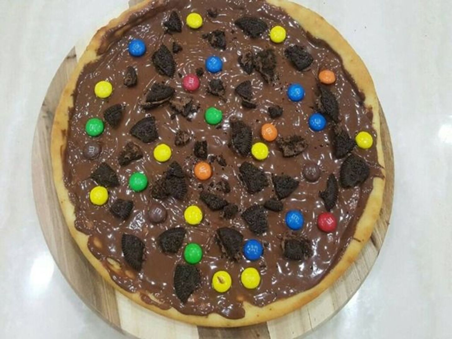بيتزا شيكولاته بالوريو وكوكيز - وسط