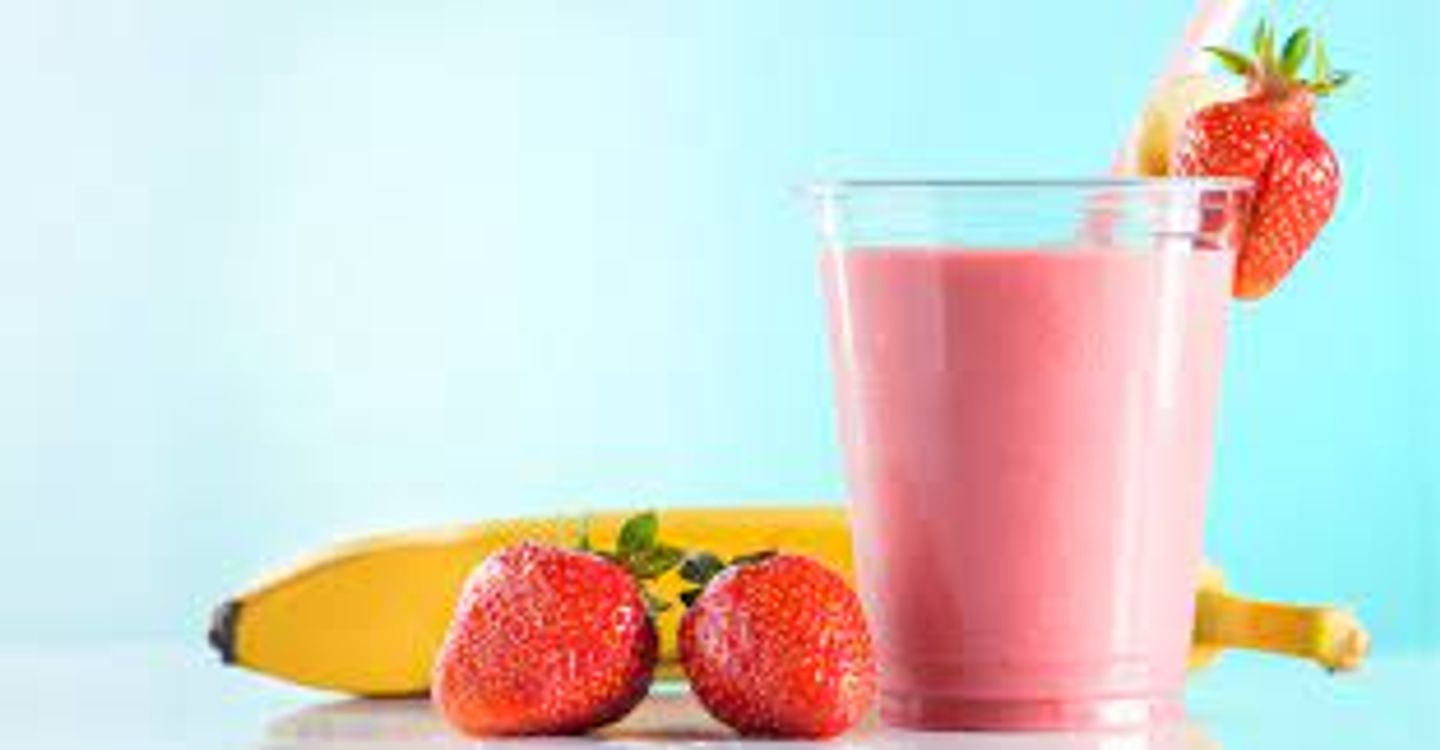 Banana With Milk And Strawberries - Medium