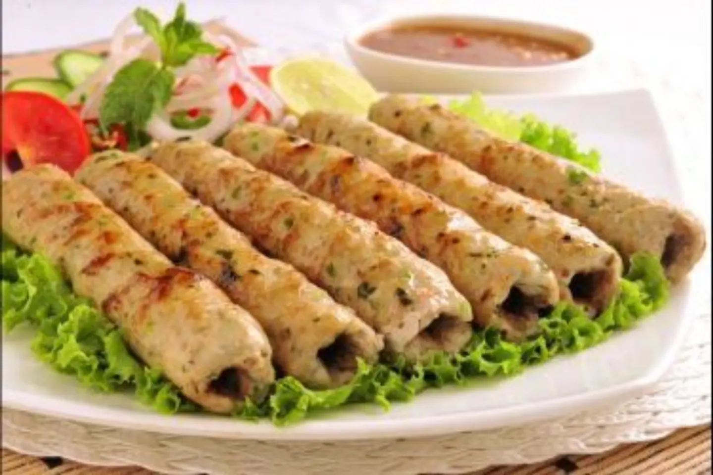 مبشور دجاج - نفرين