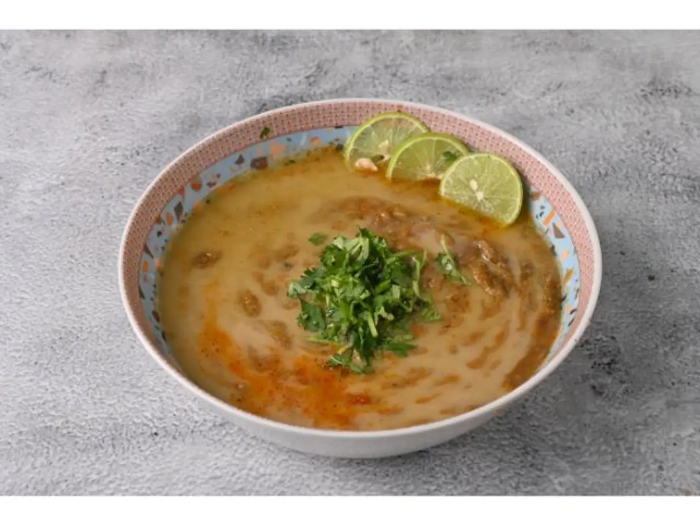 Foul With Tahini - Sandwich