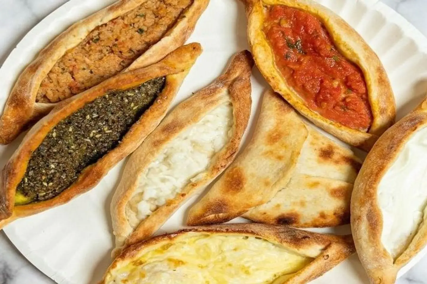 صحن فطائر مشكلة - وسط