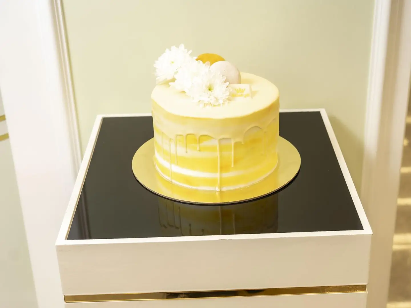 Lemon Cake - Small