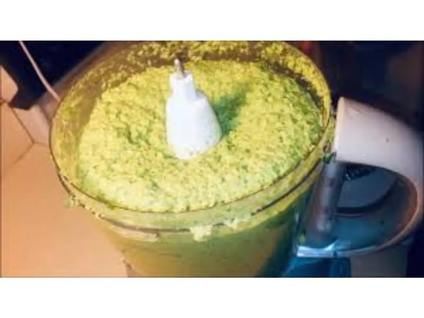 عجينة طعمية - وسط