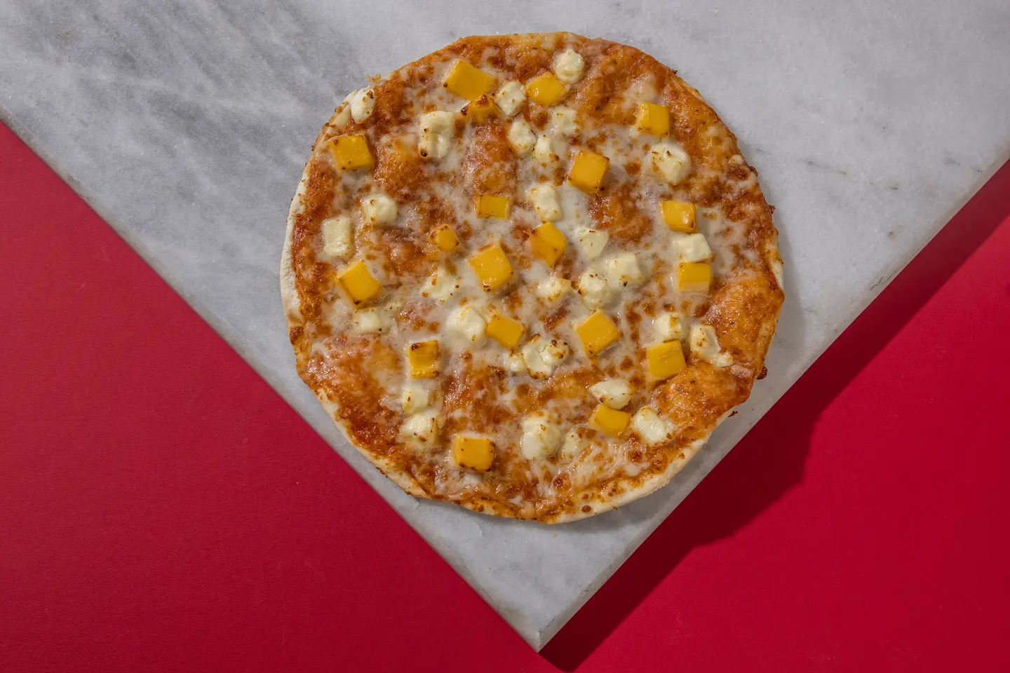 بيتزا الاجبان الاربعة  - صغير