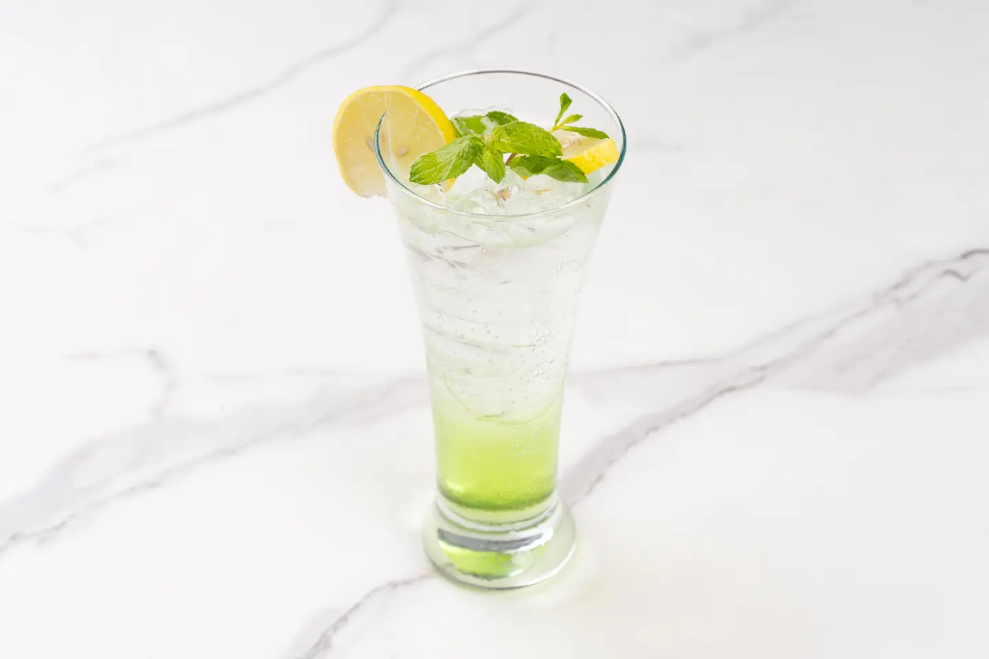 موهيتو تفاح أخضر - كوب وسط