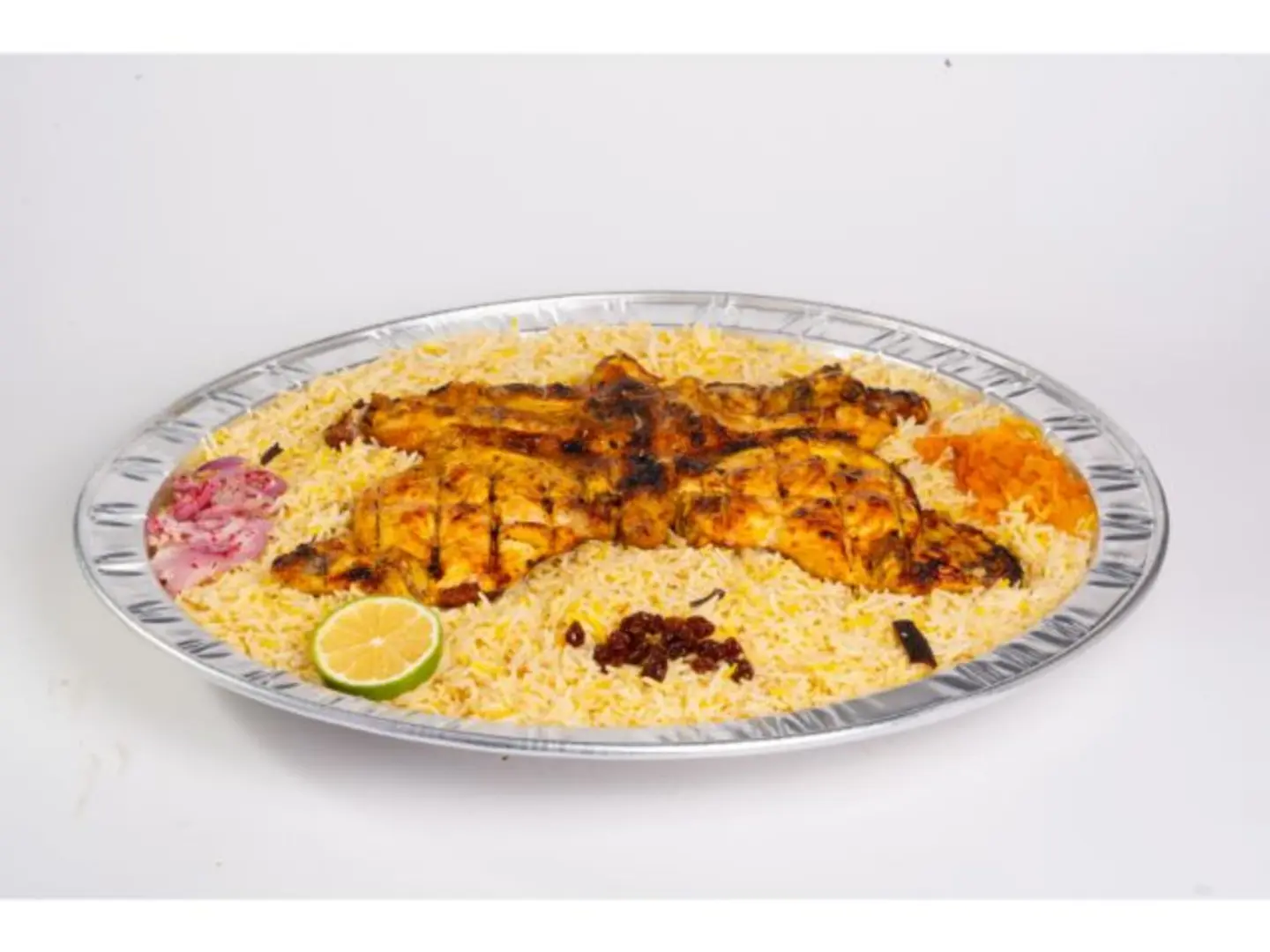دجاج الفحم مع رز برياني رز ابيض - نص حبة دجاج
