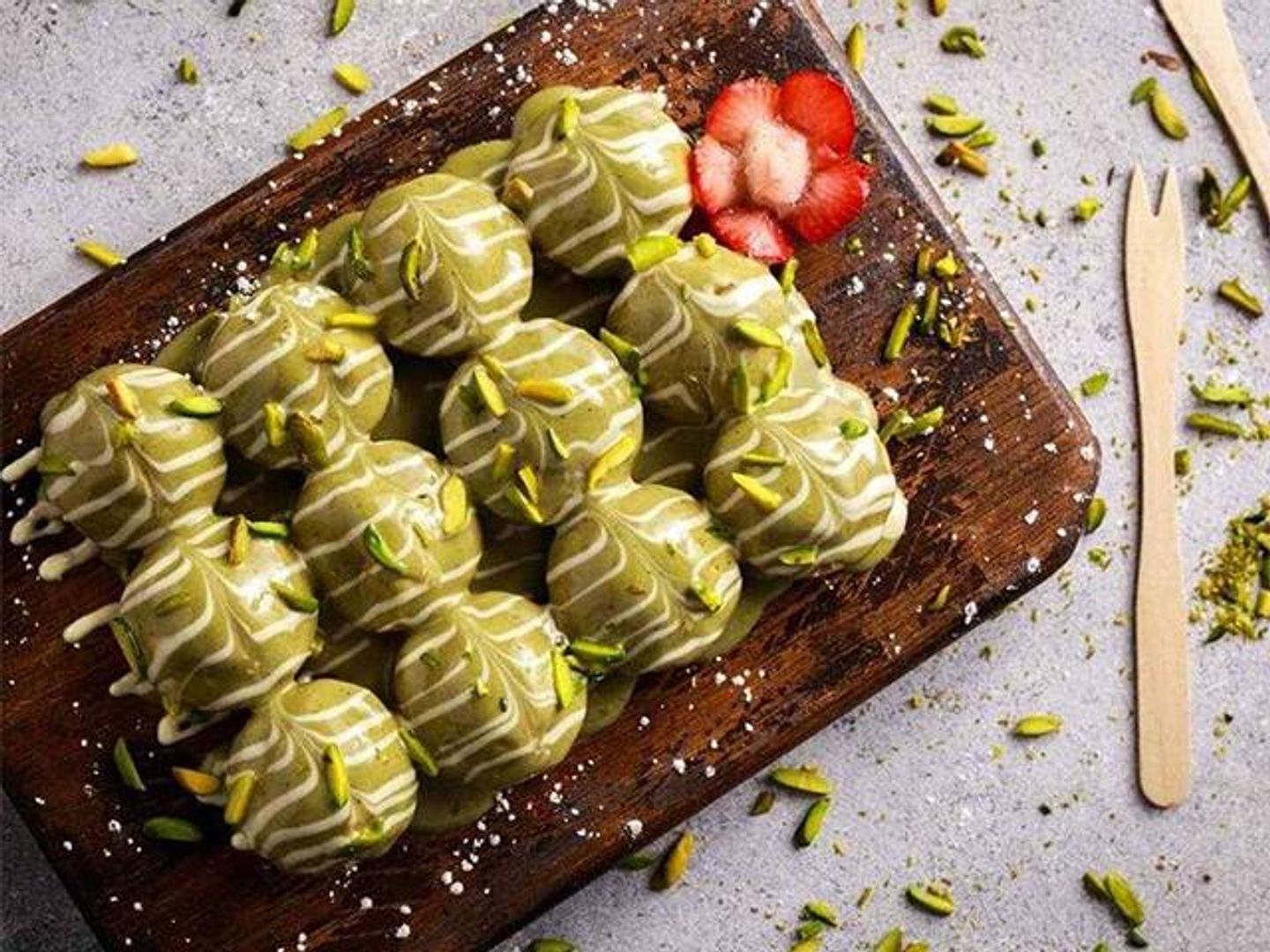 بان كيك بستاشيو - صغير