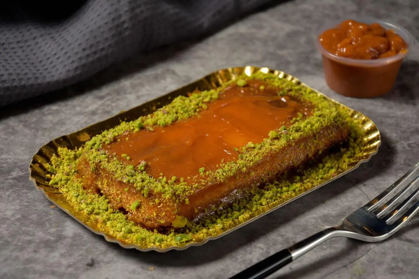 Kunafah With Galaxy Sauce - Rectangular