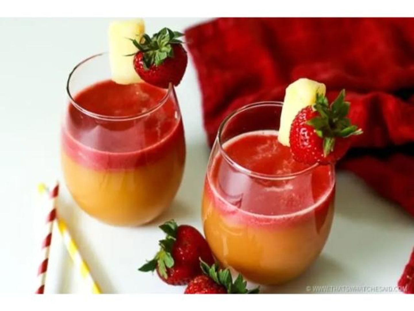 Strawberry And Pineapple - Small 300 Ml
