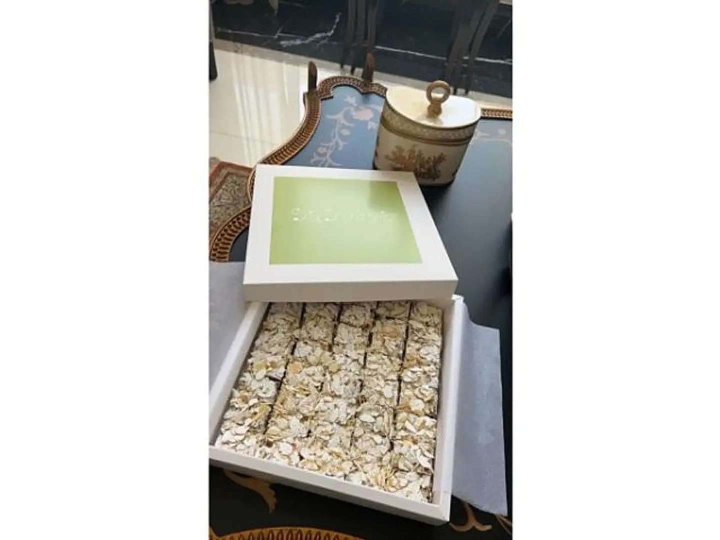 Pecan And Date Bar - 500 Grams