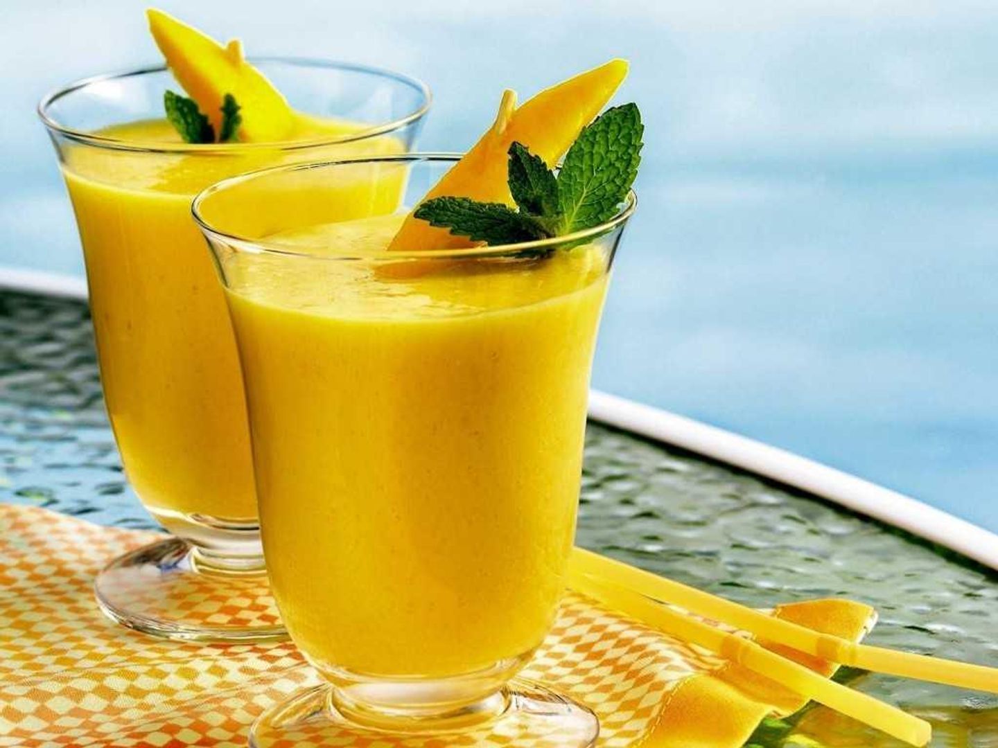 Mango And Pineapple - Medium