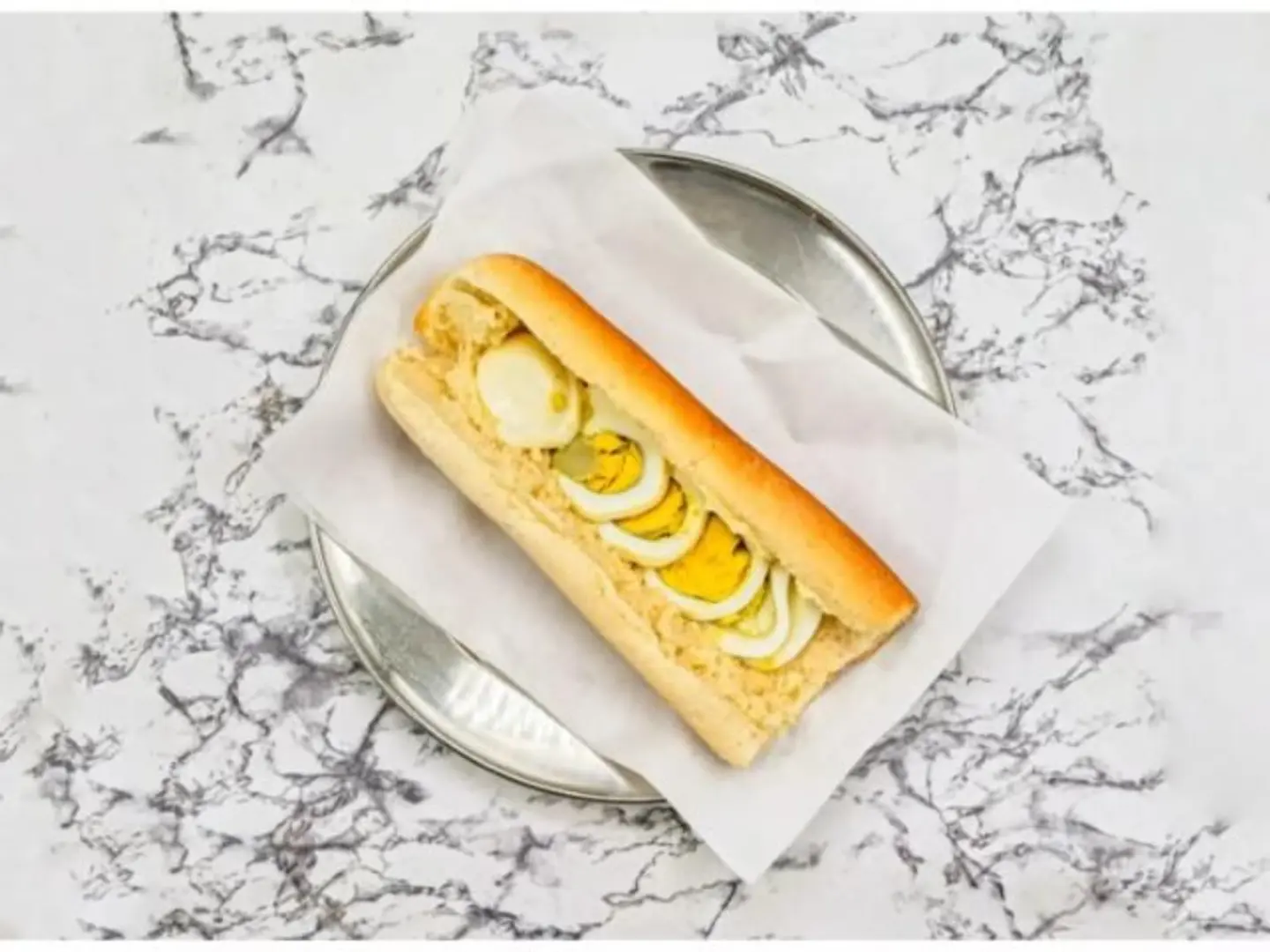 ساندوتش بيض مسلوق - صغير