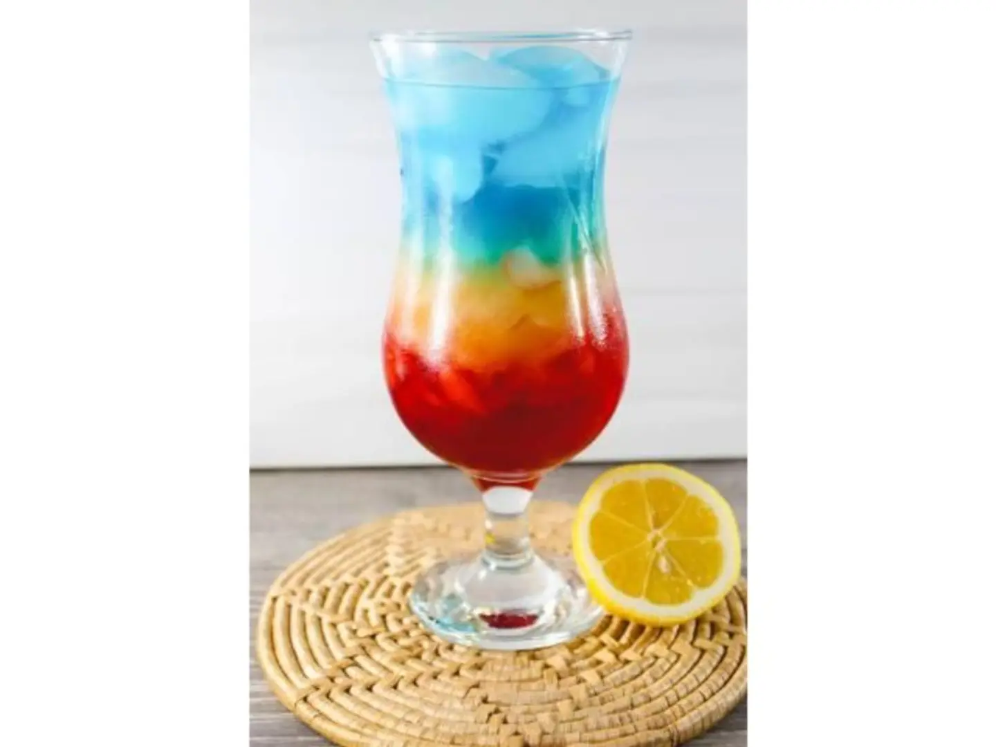 Paradise Cocktail - Medium