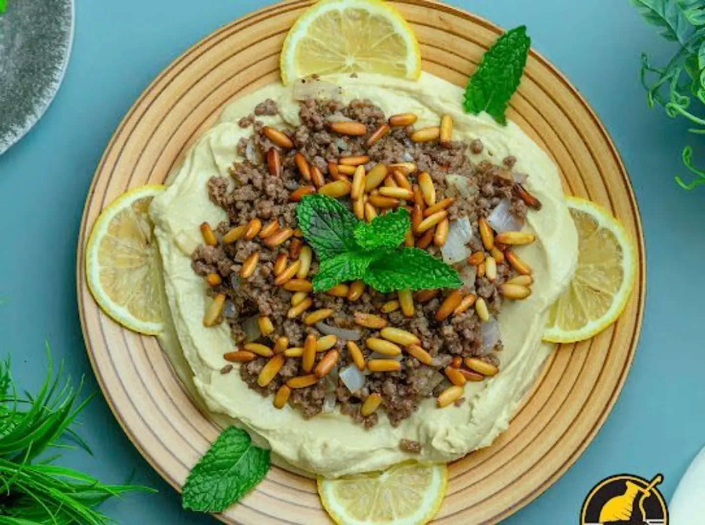 صحن حمص باللحمة - كبير