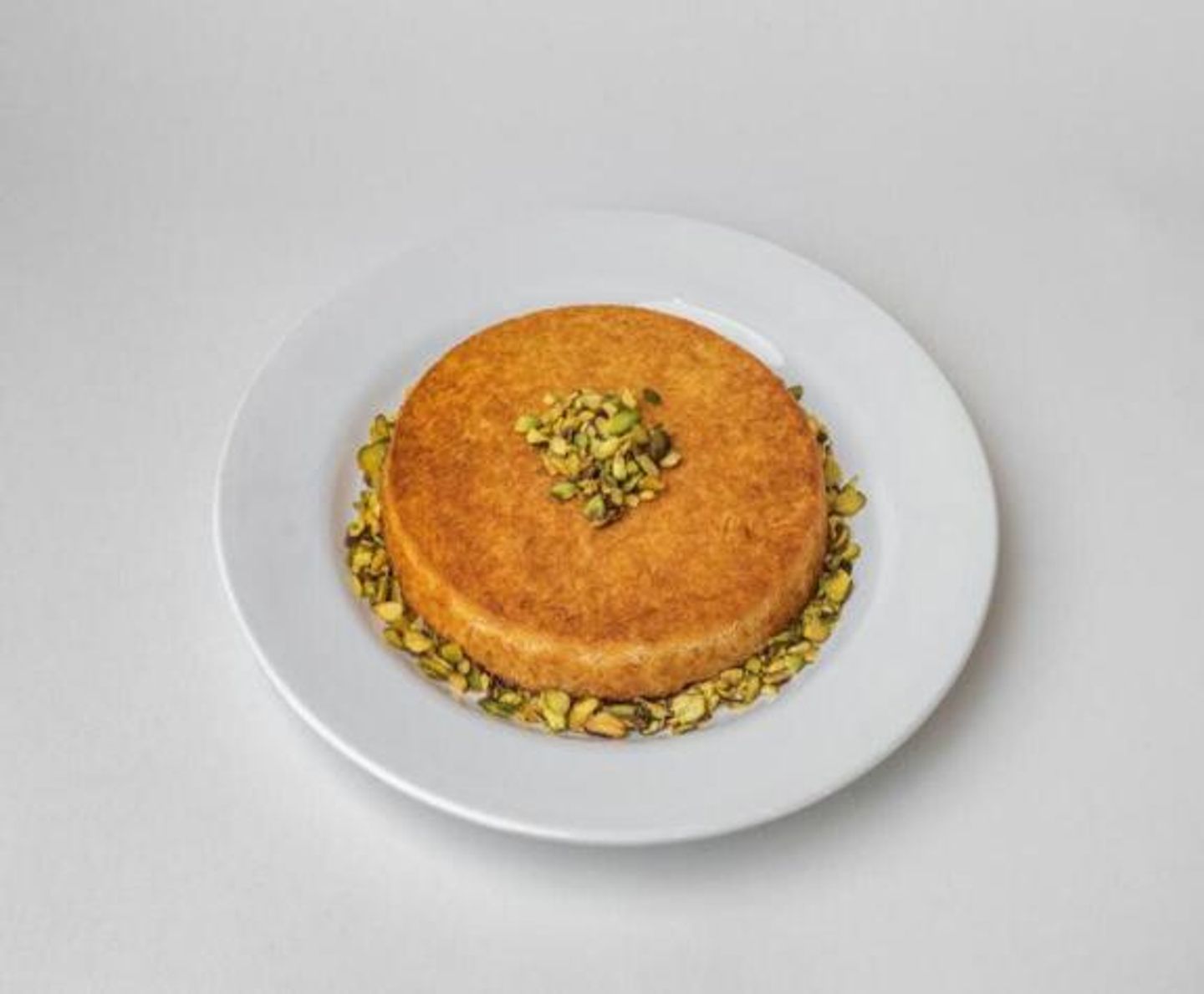 Kunafah With Cream And Nuts - Regular
