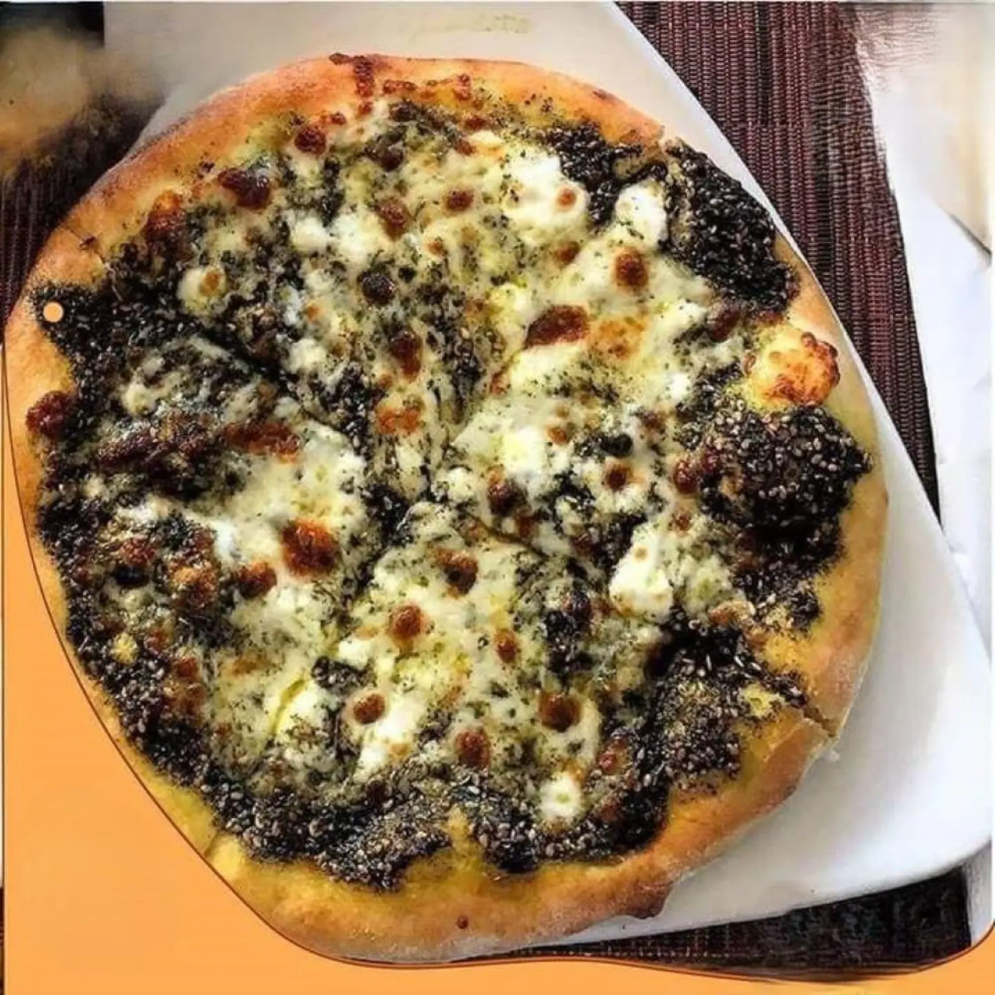 عش الصقر - صغير