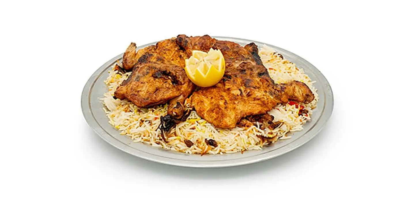 فحم مع رز ابيض - نصف دجاجة