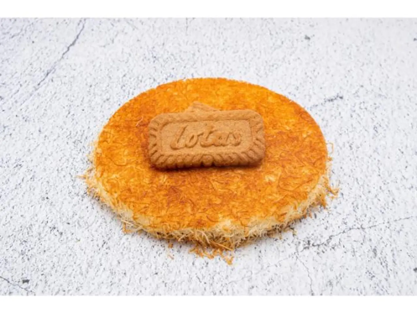 Kunafah With Lotus - Small