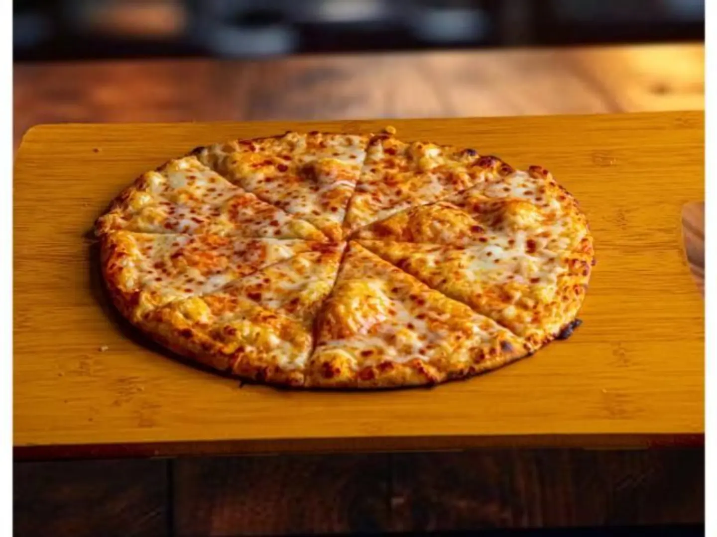 بيتزا اجبان - صغير