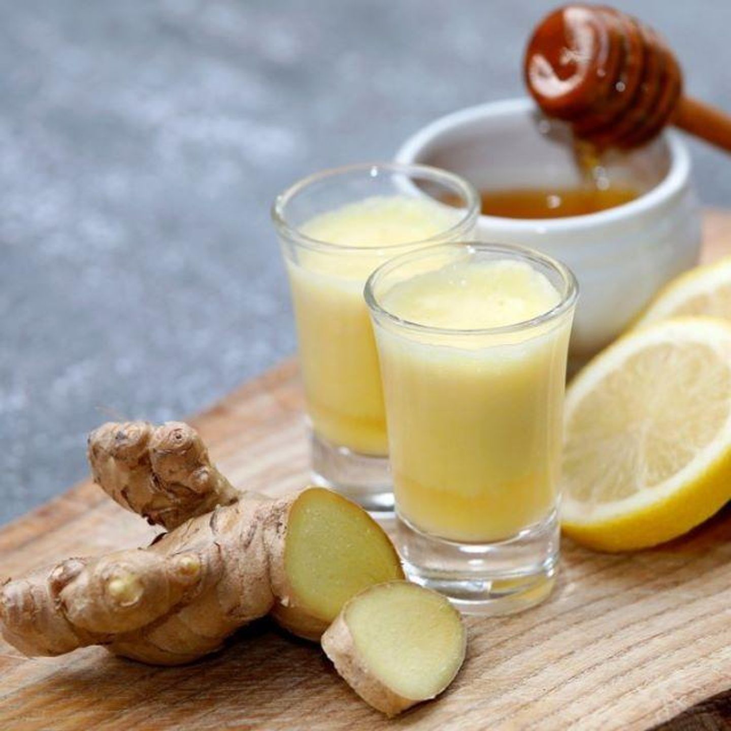 زنجبيل بالحليب - وسط