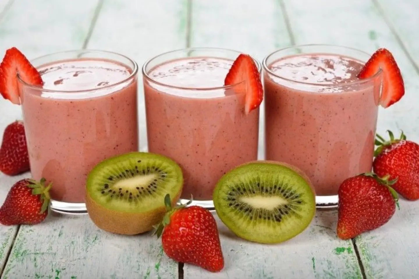 Strawberry With Kiwi - Galone Litter And Half