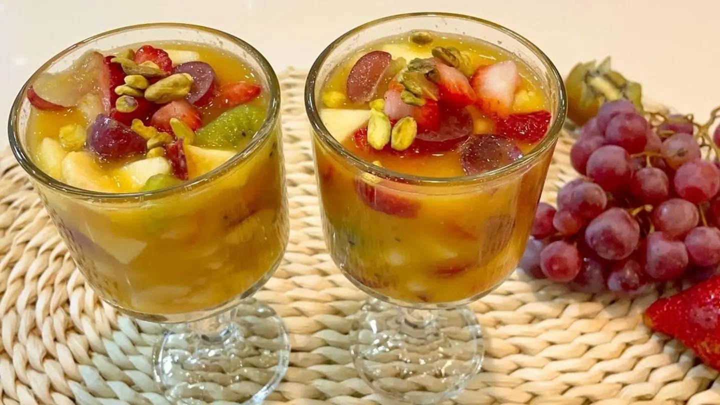 Castle Salad Juice - Small