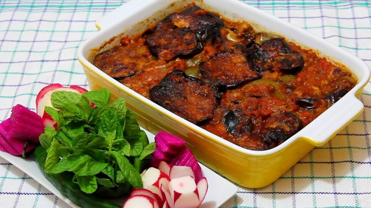مسقعه فرن - صغير