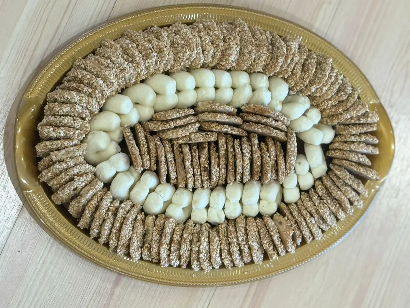 غريبه و  برازق - نصف كيلو