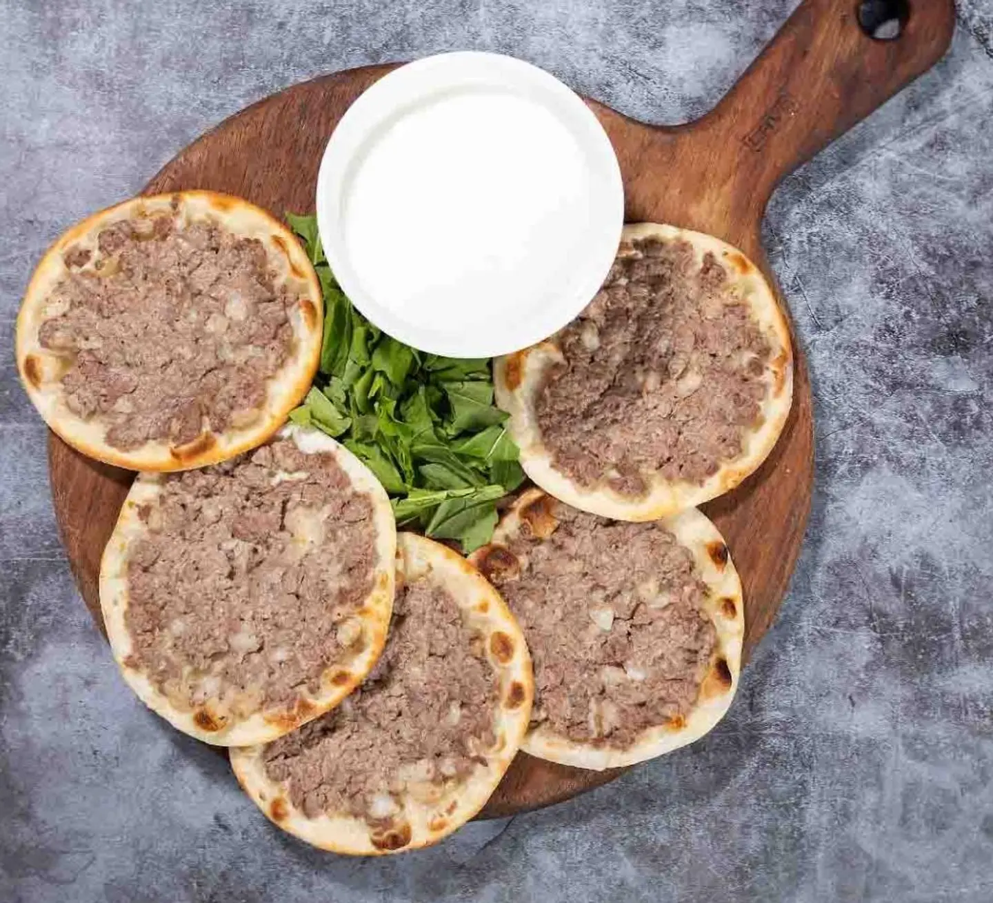 Lahmah Bel Ajeen - Portion