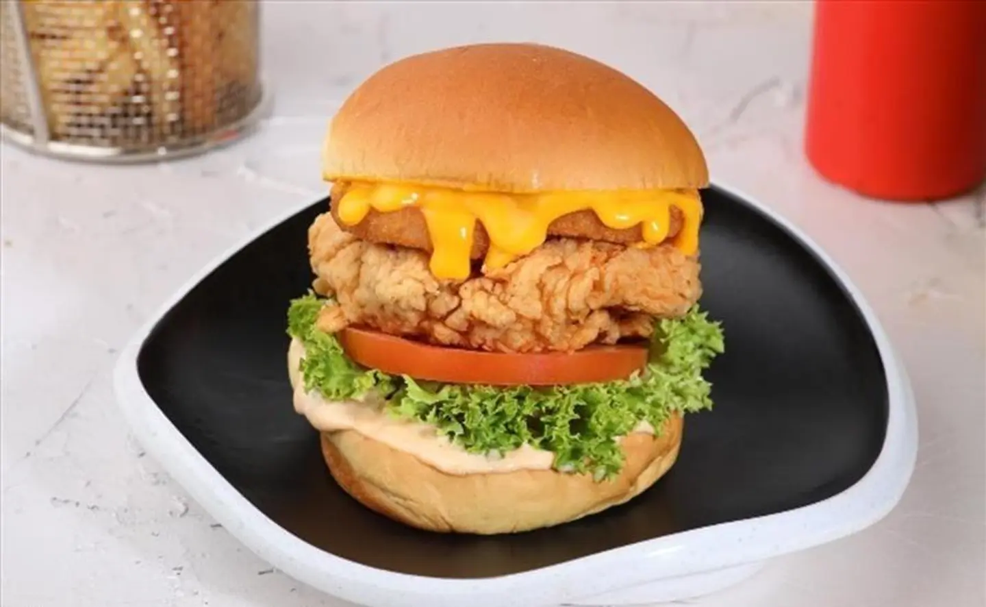 برجر دجاج - وسط