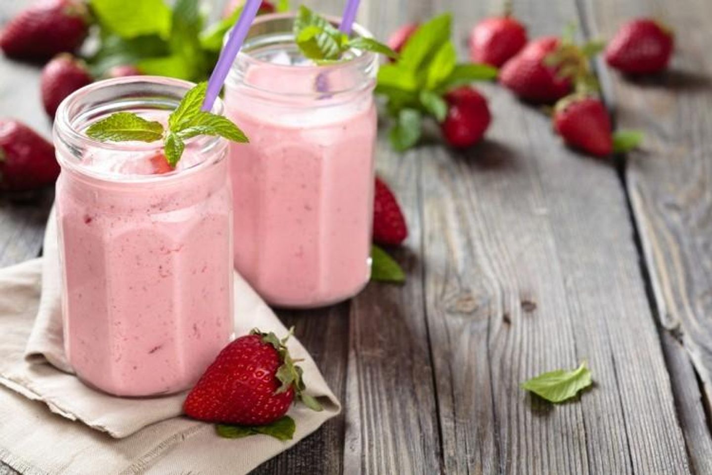 Strawberry Berry - Medium