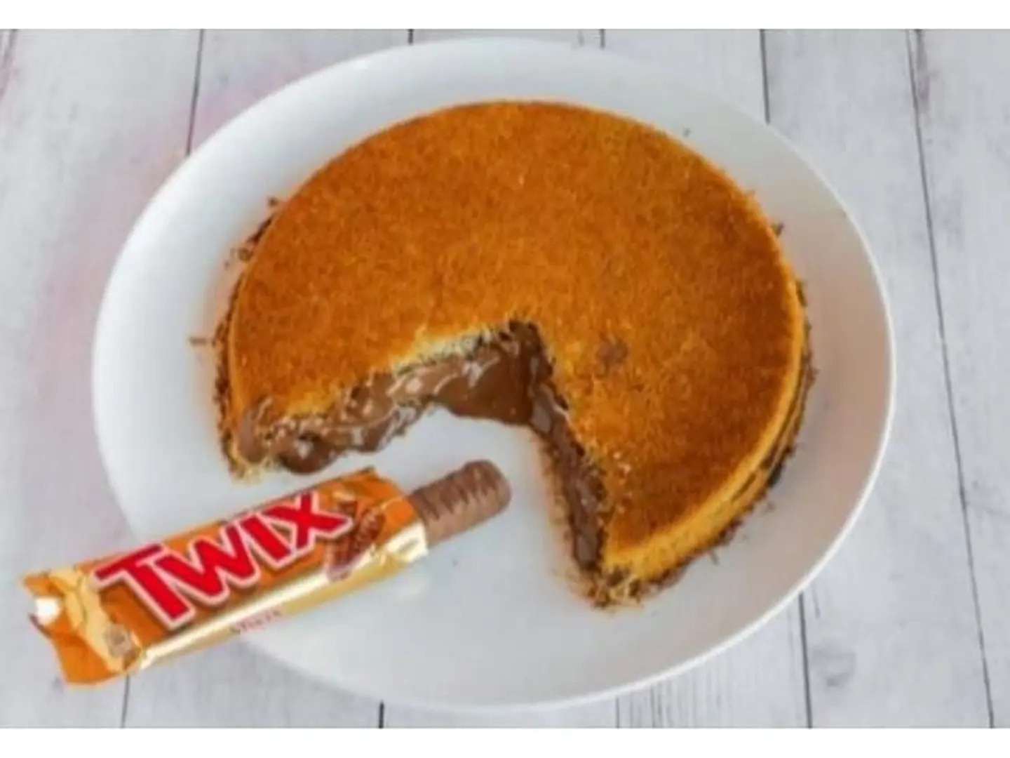 Kunafah With Twix - Small