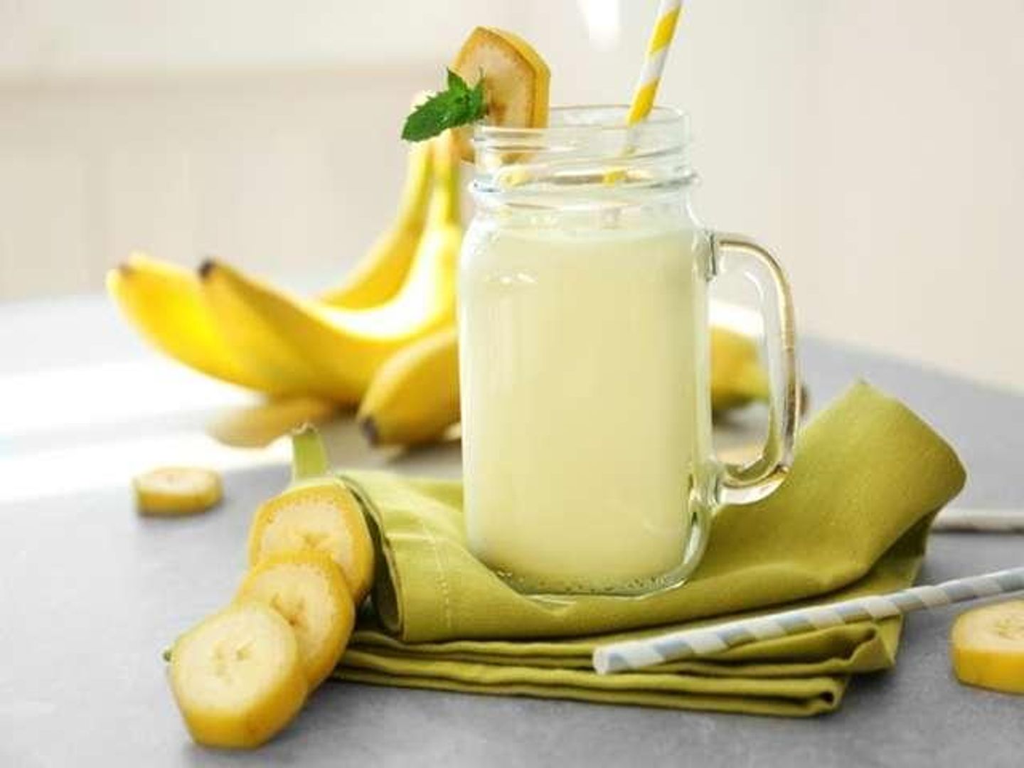 Banana Milkshake - Medium