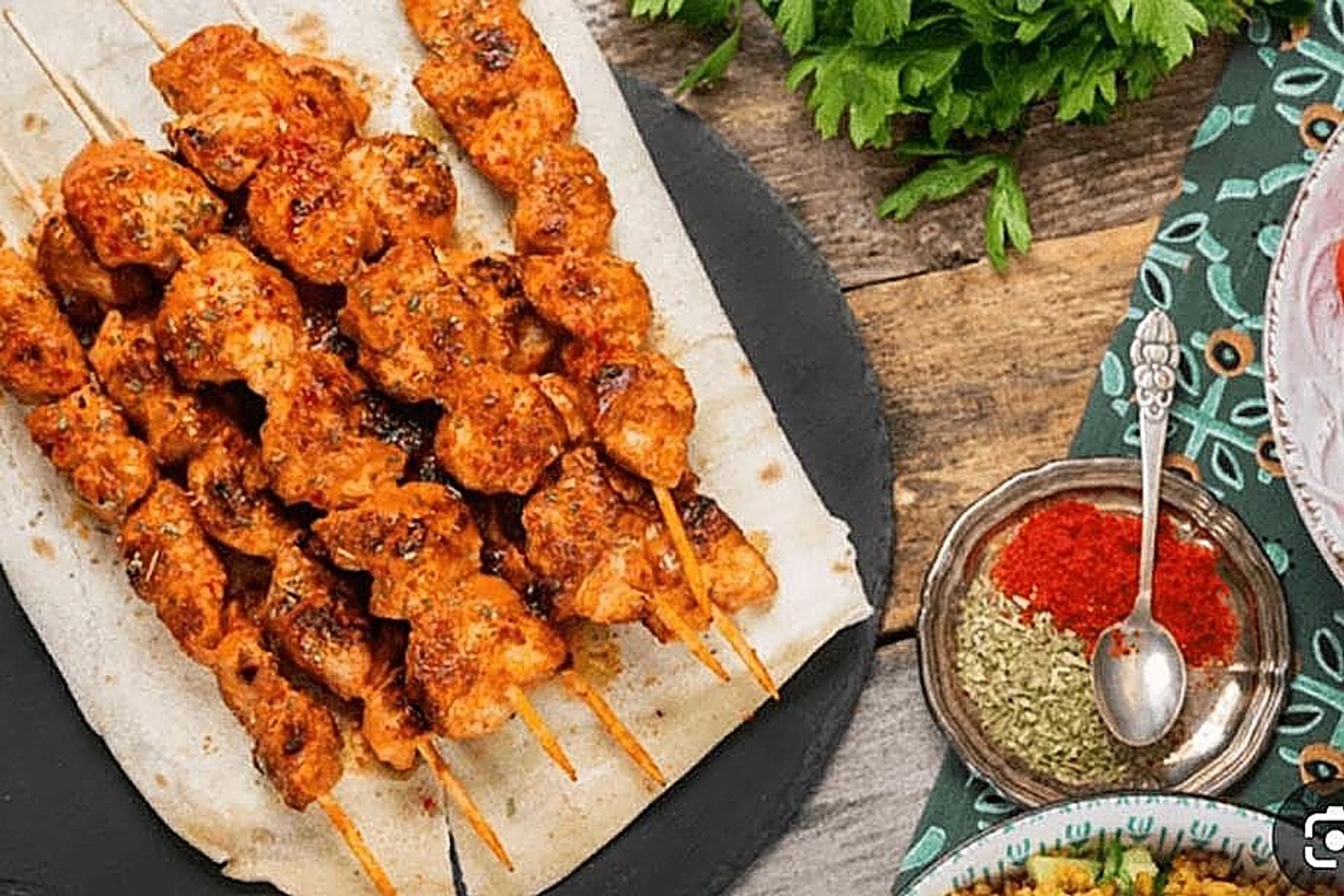 شيش طاووق - نص كيلو
