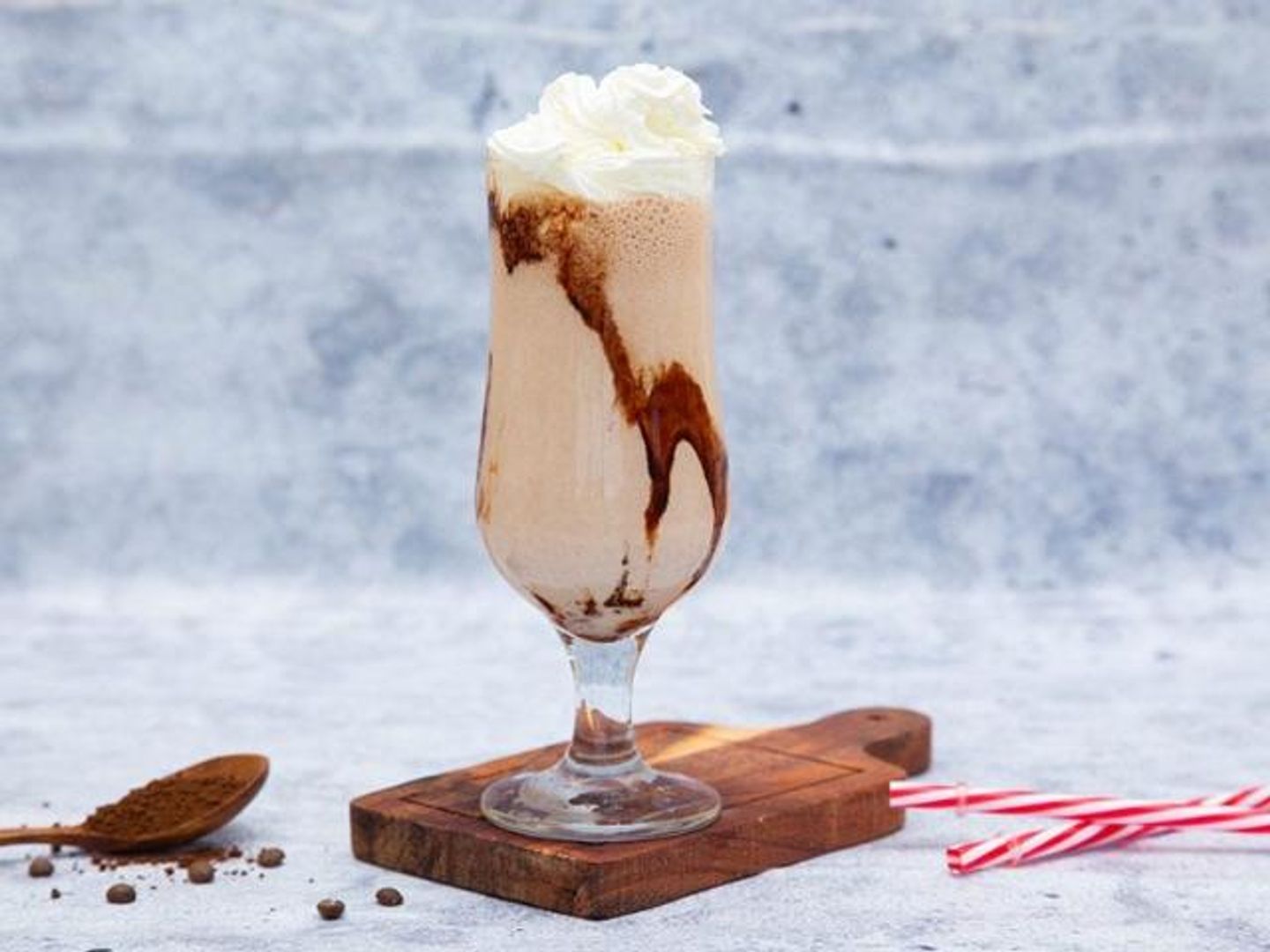 Kit Kat Milkshake - Medium