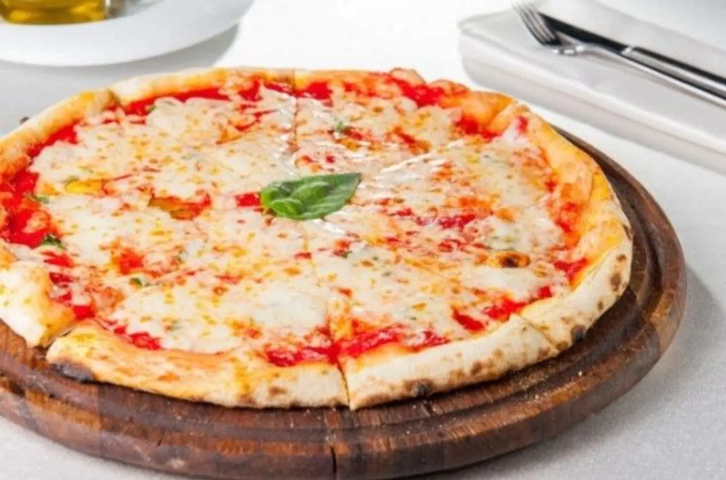 Pizza Margherita - Small