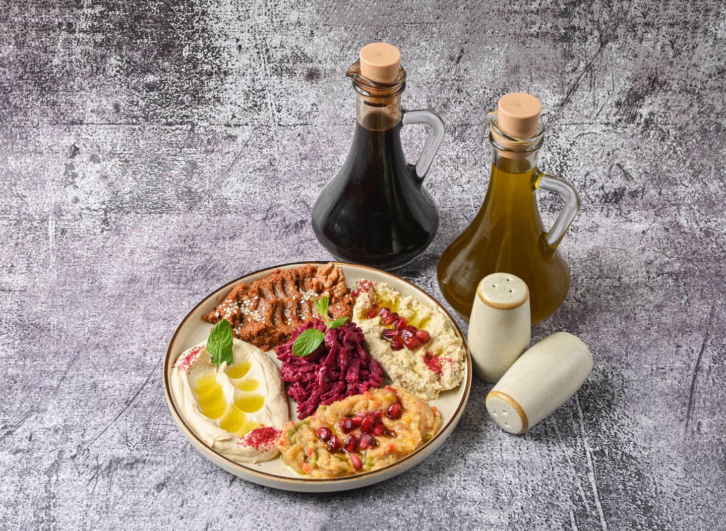 مقبلات مشكل - صغير