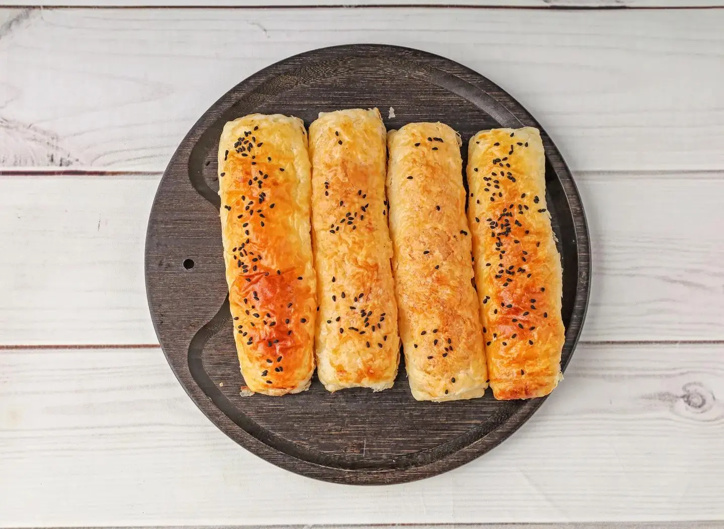 Long Puff Pastry - White Cheese