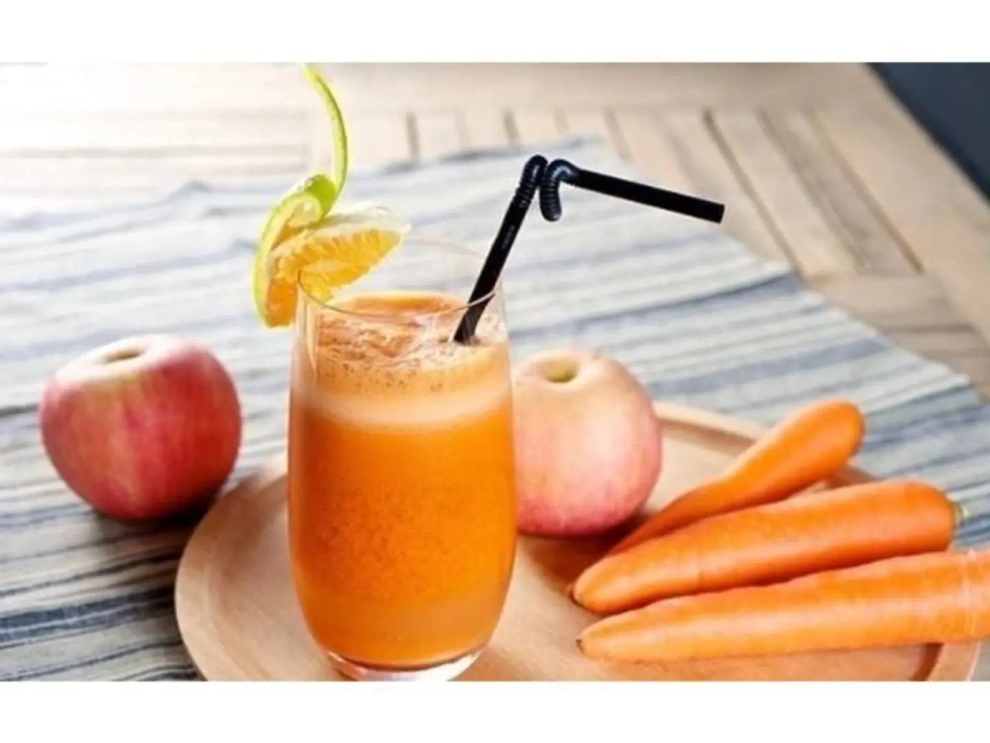 Apple With Carrot - Small