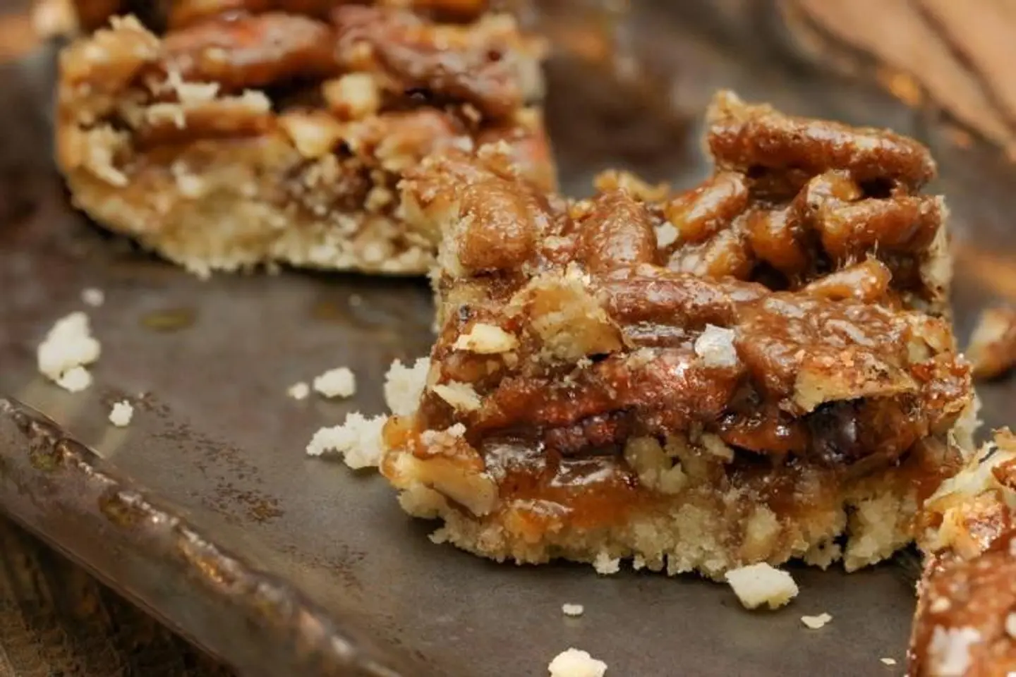 Clotted Cream And Banana With Nuts - Small