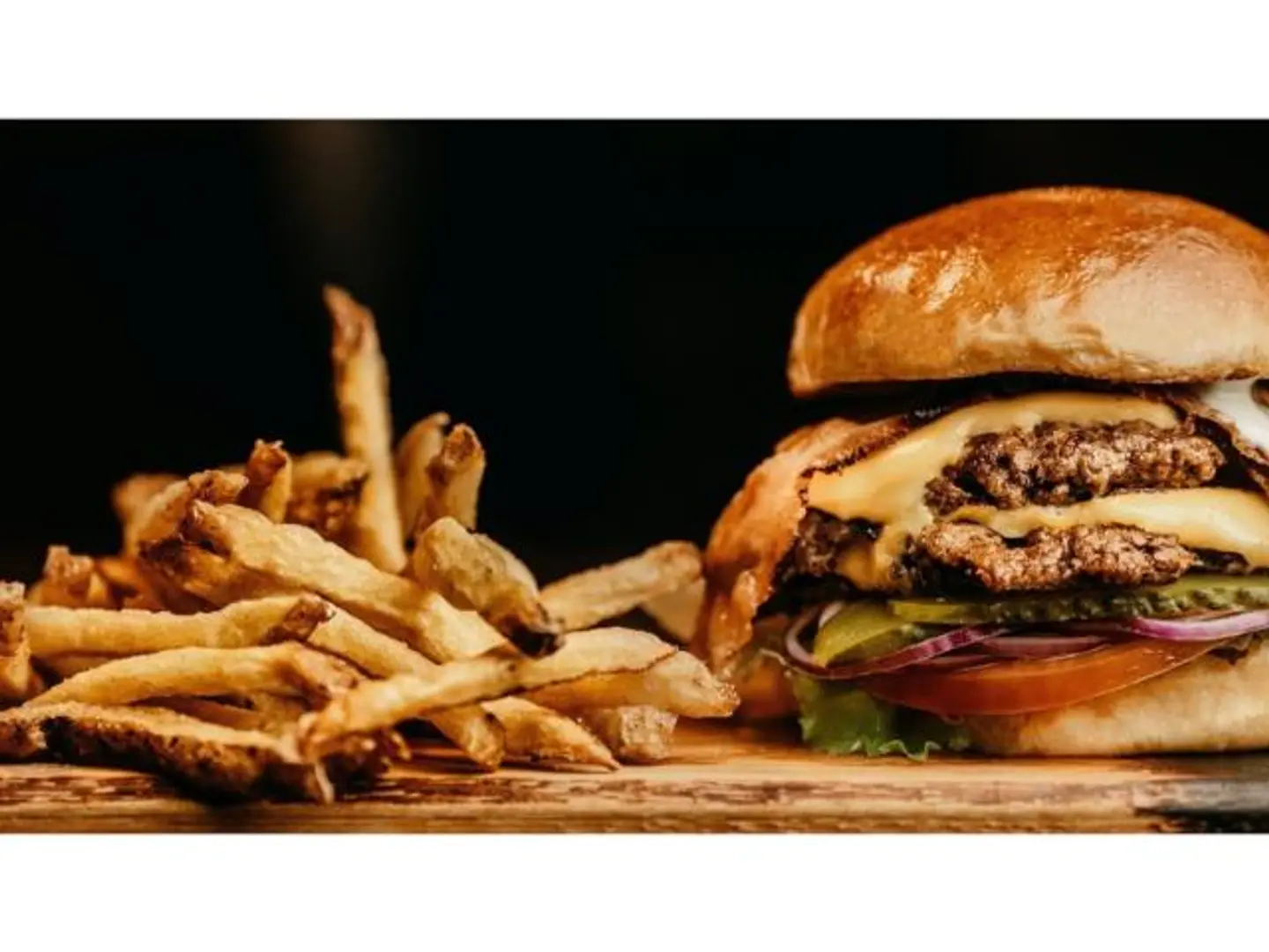 كلاسيك لحم تريبل - ساندوتش