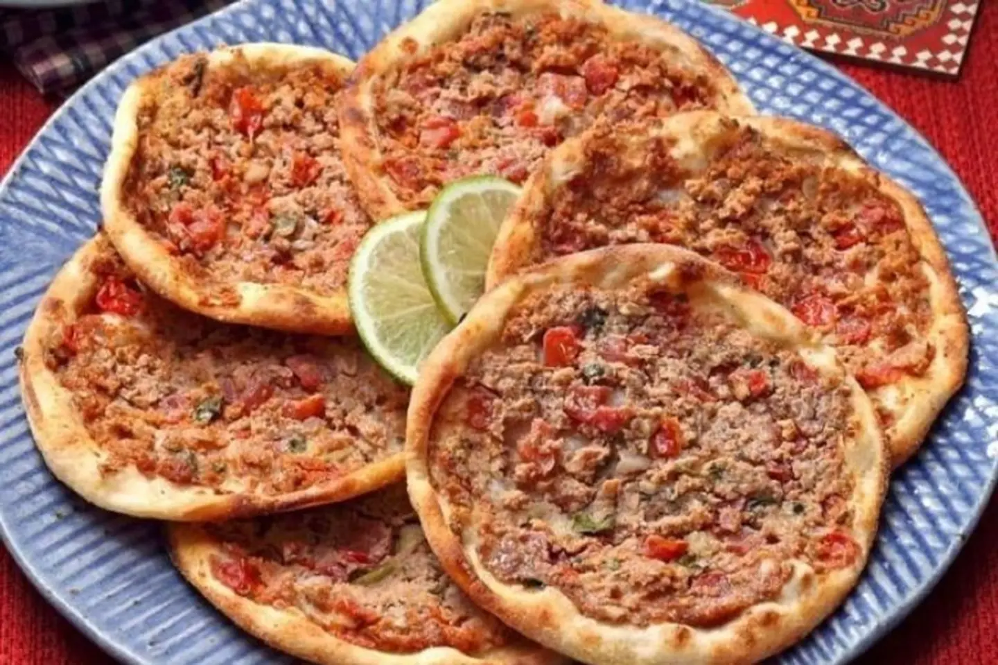 فطيرة ميني بيتزا - كبير