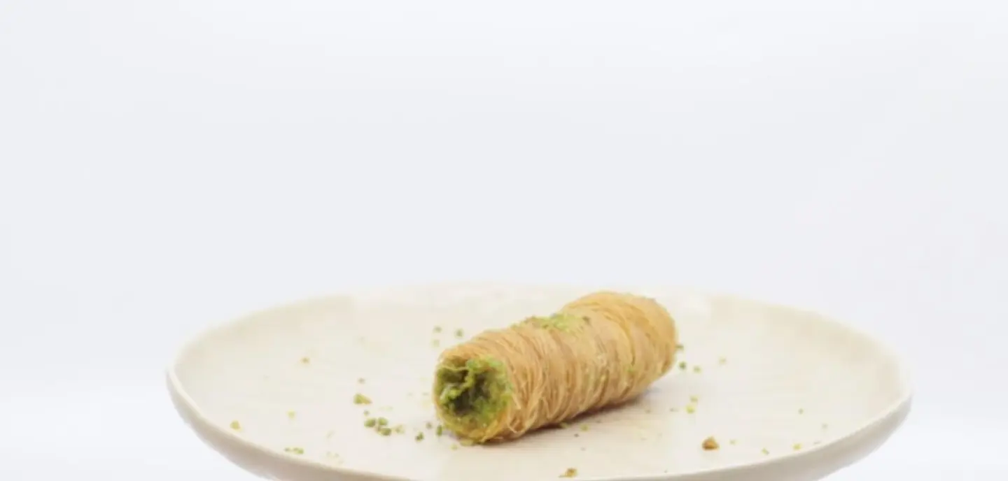 كنافة مبرومة بستاشيو - صغير جدا