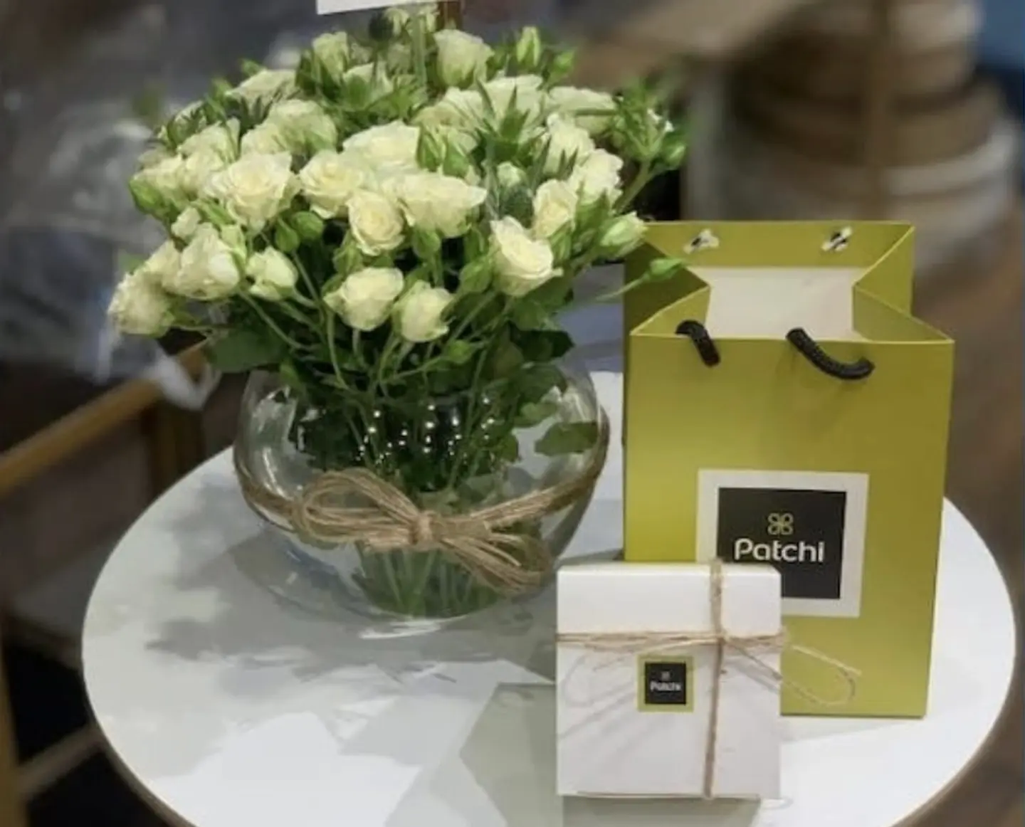 White Vase With Patchi - Regular