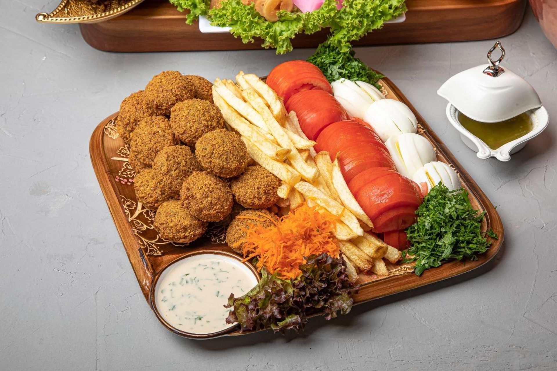 صحن فلافل مشكل - صغير