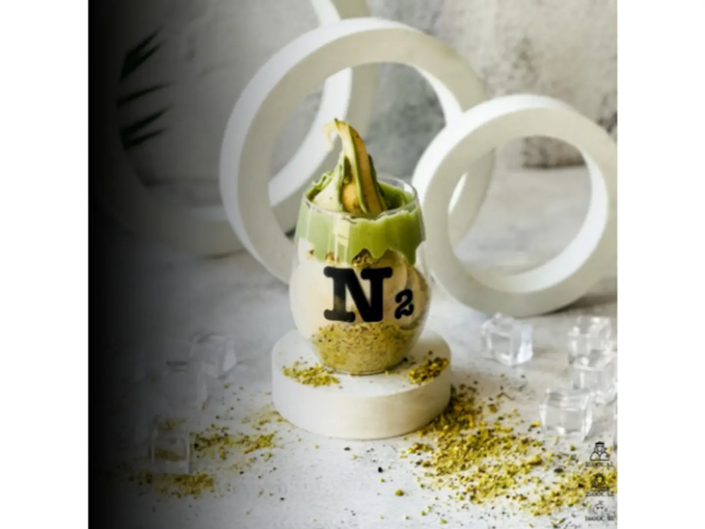 ايس كريم بستاشيو - كوب مثلج (350 مل)